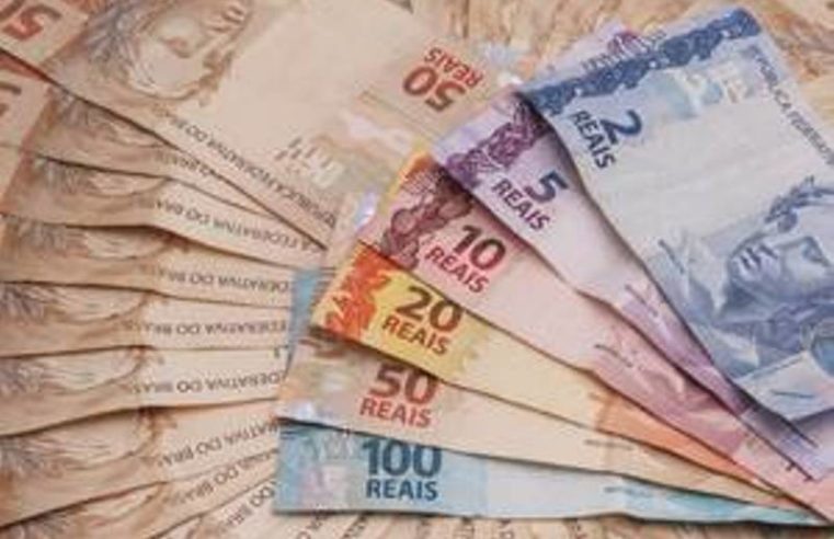 Média de reajuste salarial ficou em -0,58%, diz Dieese