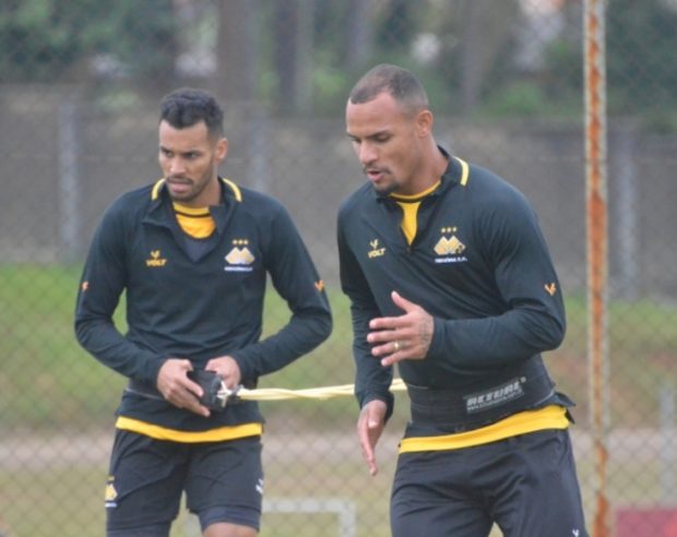 Grupo do Criciúma treina visando o confronto contra o Sampaio