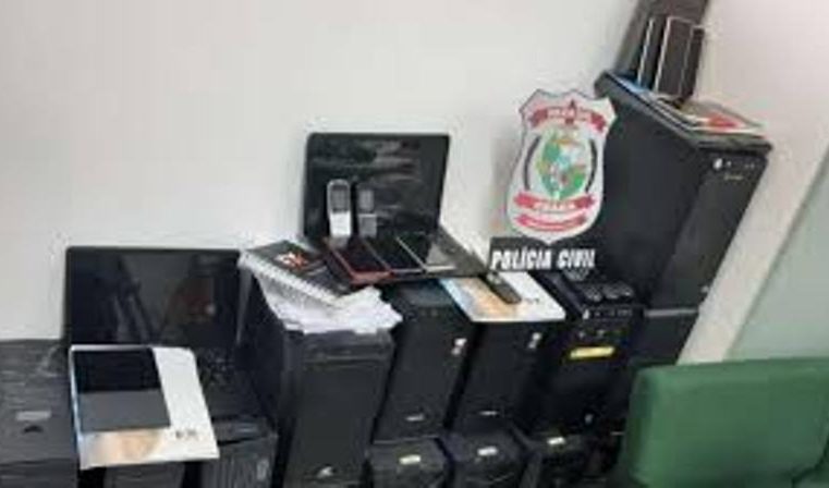 Golpe do empréstimo consignado: 14 pessoas são presas no Rio