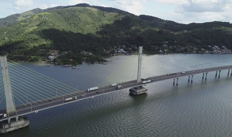 É falso áudio que fala que Ponte Anita Garibaldi está cedendo