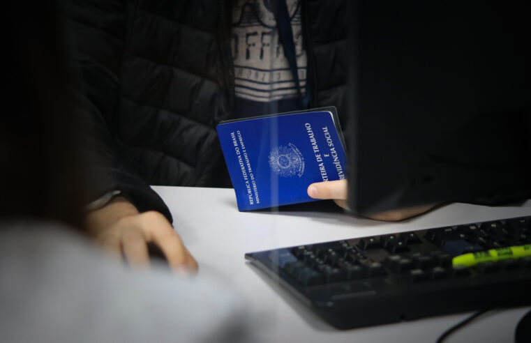 Sine tem 6,8 mil vagas abertas em Santa Catarina