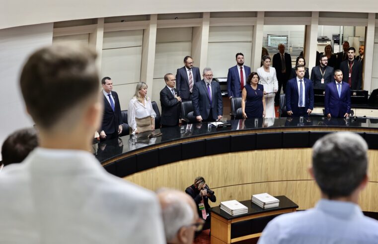 Governador Jorginho Mello prestigia abertura dos trabalhos na Alesc