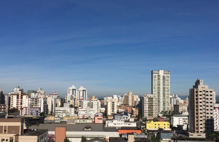 Servição: saiba o que funciona durante o Carnaval
