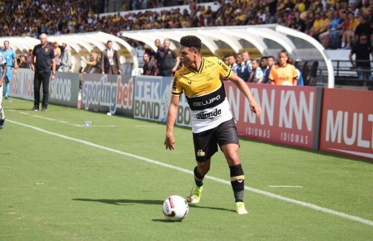 Criciúma confirma retorno de Marquinhos Gabriel