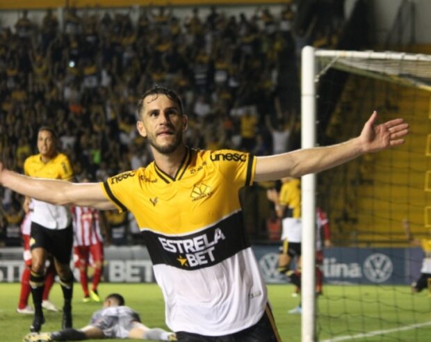 Tigre vence o Atlético Catarinense 2 X 0 e entra no G4