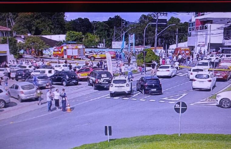 Quatro crianças são mortas durante atentado em creche de Blumenau