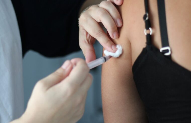 Estados começam a receber vacinas contra vírus sincicial respiratório