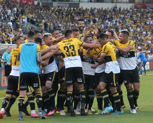 Tigre vence o Ituano e segue invicto na liderança