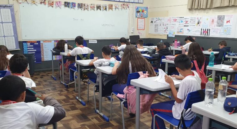 Estudantes da rede municipal de Criciúma participam de avaliação de ensino e aprendizagem