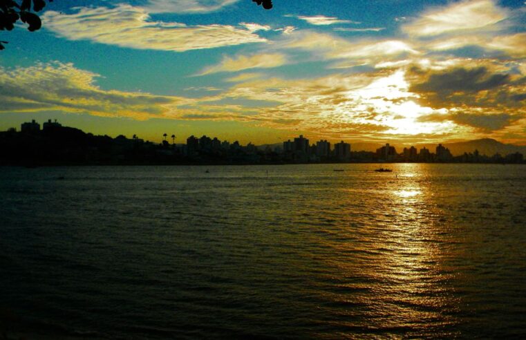 Santa Catarina tem final de semana com predomínio de sol