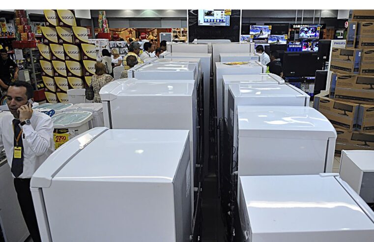 Saiba como proteger eletrodomésticos de descargas elétricas