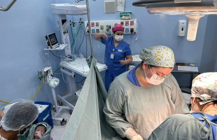 Centro cirúrgico do Hospital Materno-Infantil em Criciúma ganha berço aquecido para estimular laço mãe e filho