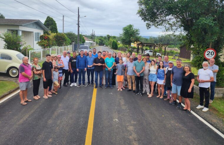 Obras de revitalização e pavimentação asfáltica de ruas são inauguradas em Criciúma