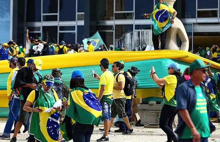 STF condena mais 29 réus pelos atos golpistas de 8/1