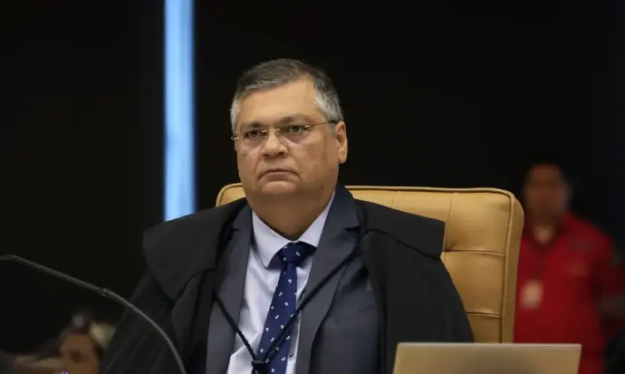 STF: Dino nega pedido do Senado para liberação de emendas de comissão