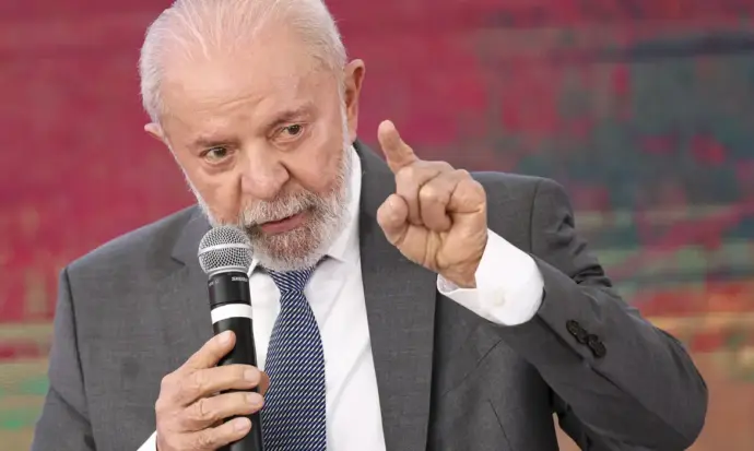 Lula responde a Trump e diz que país não aceitará ser tutelado