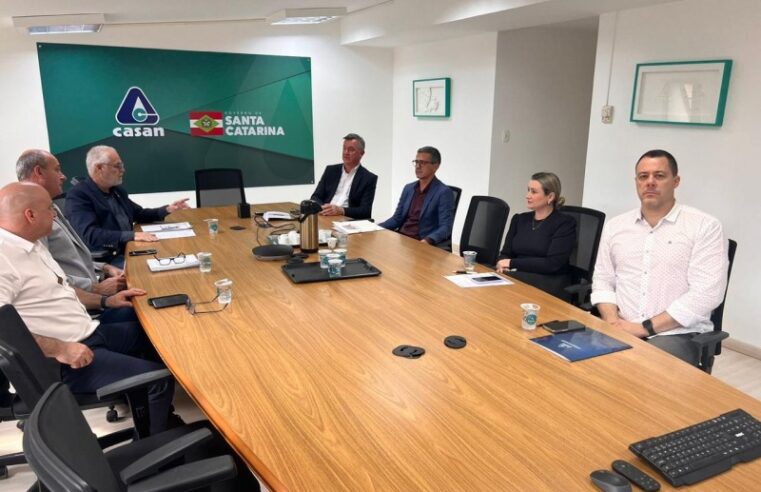 Ricardo Fabris pede revisão da taxa de água e esgoto cobrados em Criciúma