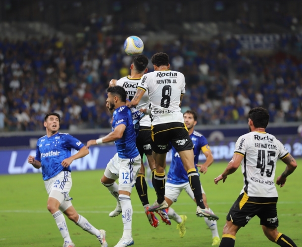 Criciúma perde em Belo Horizonte por 2 x 1, e segue sem vencer