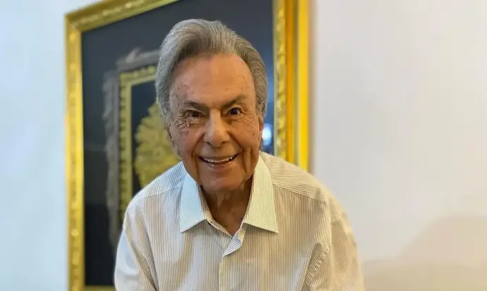 Brasil se despede da voz grave e imponente de Agnaldo Rayol