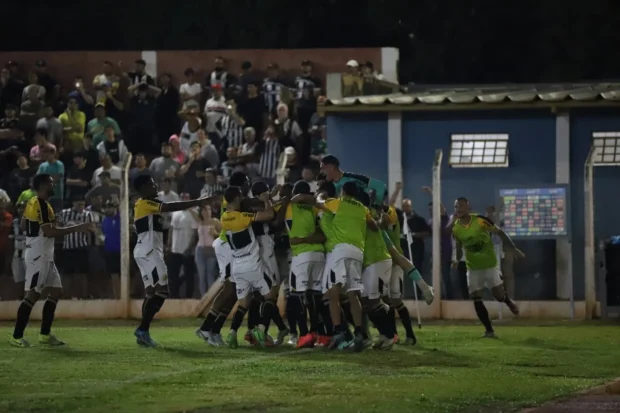 Criciúma vence em Campo Grande e avança na Copa do Brasil