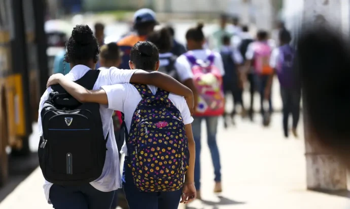 Dia 7 de Abril marca luta contra o bullying e a violência nas escolas