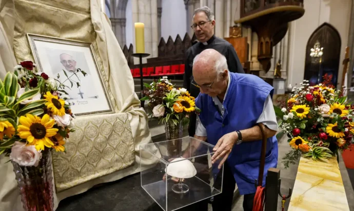 Padres destacam a herança de misericórdia e de compaixão de Francisco