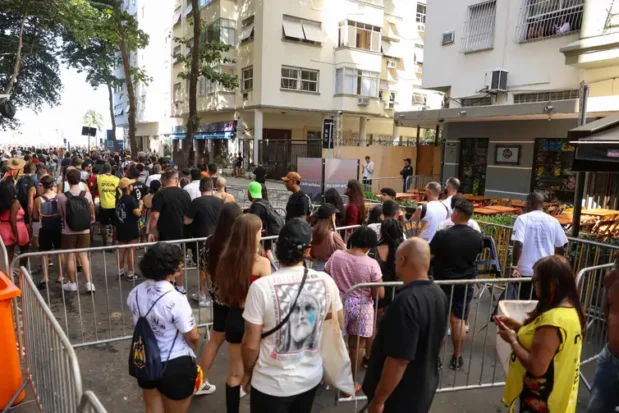 Polícia diz ter impedido ataque com explosivos no show de Lady Gaga