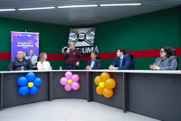 Criciúma apresenta e inicia funcionamento do serviço Família Acolhedora