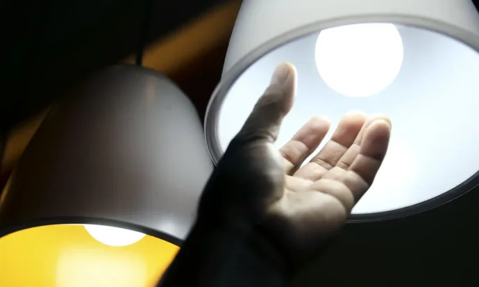 Campanha Agosto Vermelho alerta sobre riscos envolvendo rede elétrica