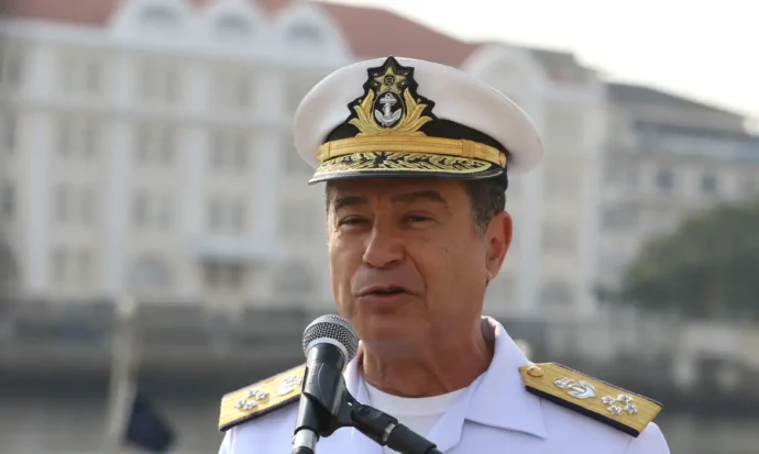 Julgamento no STF pode levar militares a perder patentes