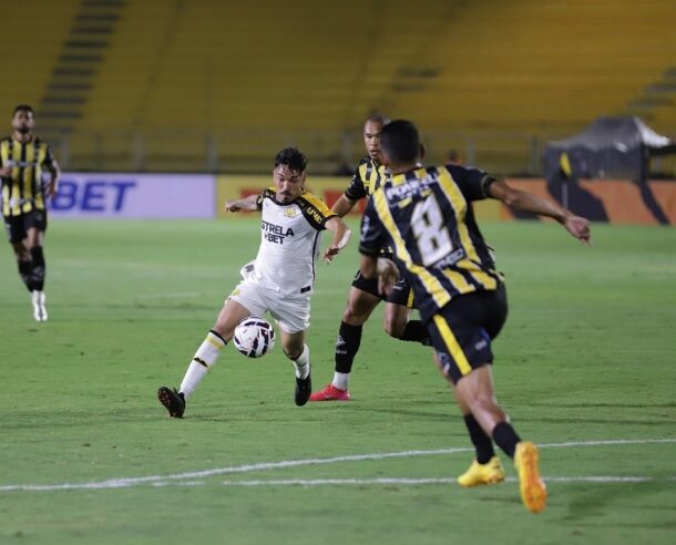CRICIÚMA E VOLTA REDONDA EMPATAM SEM GOLS, EM JOGO SEM EMOÇÃO