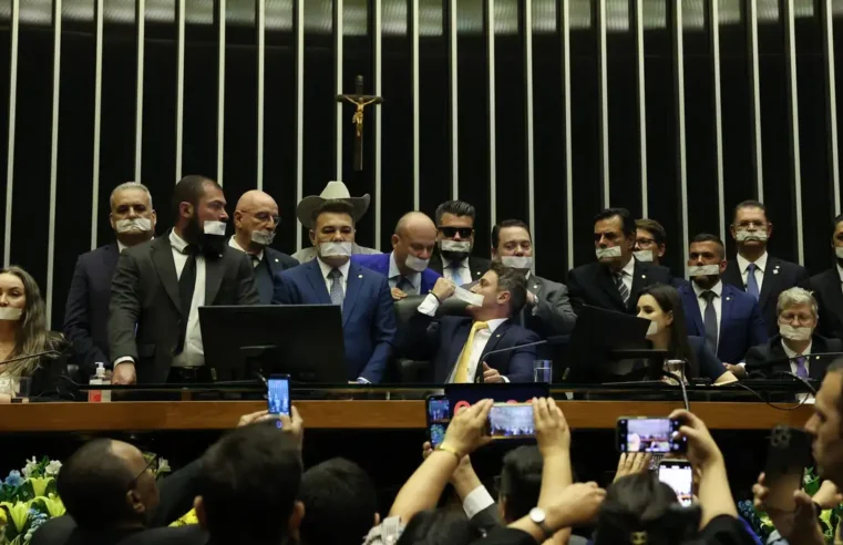 Conselho de Ética da Câmara aprova processo contra deputados do motim