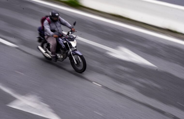 CNH Emprego na Pista oferece vagas para habilitação e qualificação profissional em várias cidades de SC