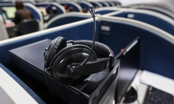 Ligue 180 completa 20 anos de combate à violência contra as mulheres