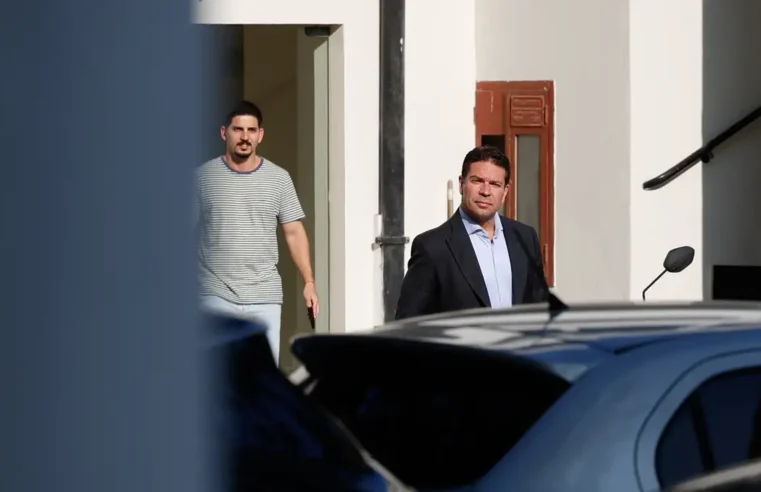 Alexandre de Moraes pede extradição de Ramagem, que fugiu para os EUA