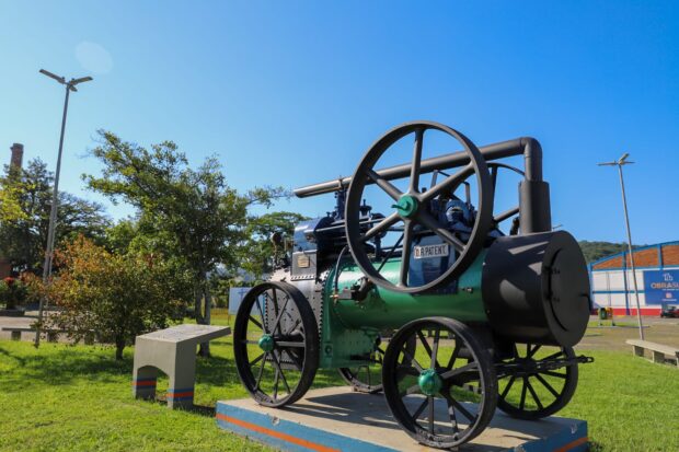 Patrimônio industrial: locomóvel centenário é restaurado e preserva a história de Criciúma