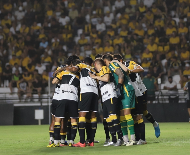 No primeiro jogo em casa o Tigrão empata