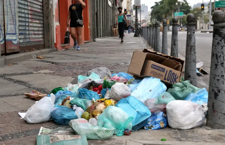 Câmara aprova multa para quem descartar lixo em vias públicas