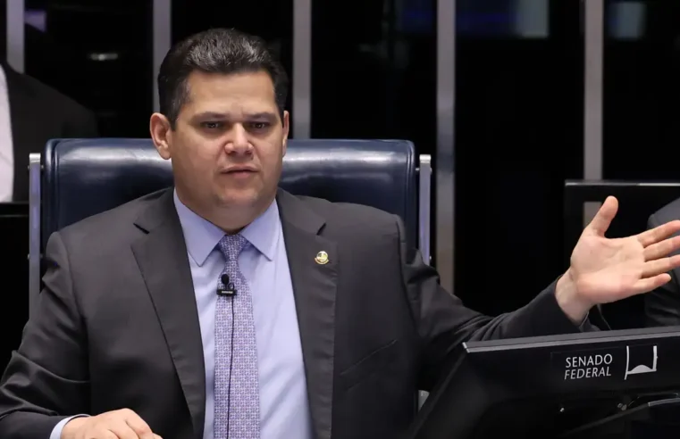 Davi Alcolumbre promulga Lei da Dosimetria